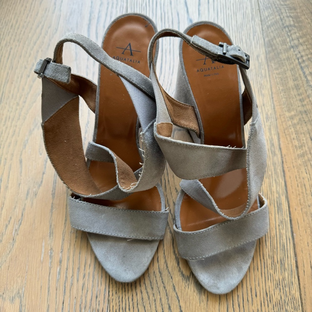 Aquatalia Gray Suede Strappy Sandals